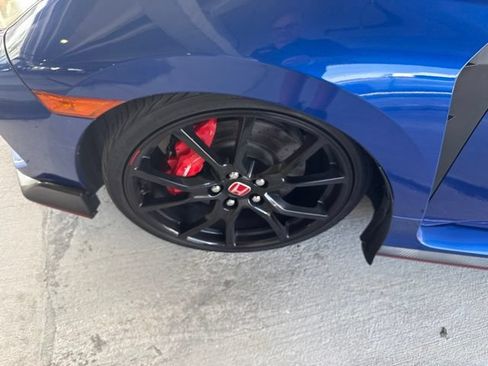Used 2019 Honda Civic Type R image 22