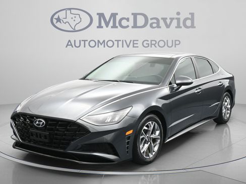 Used 2022 Hyundai Sonata SEL w/ Convenience Package FWD image 4
