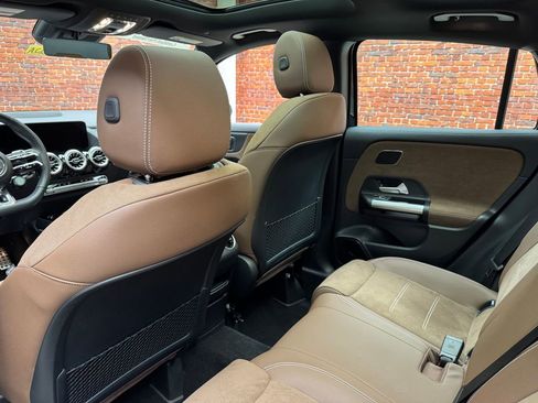 Certified 2025 Mercedes-Benz GLA 35 AMG 4MATIC image 25