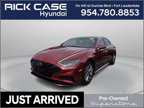 Certified 2023 Hyundai Sonata SEL w/ Convenience Package image 1