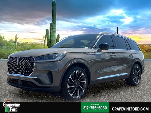 Used 2025 Lincoln Aviator Reserve w/ Equipment Group 201A AWD/4WD image 1