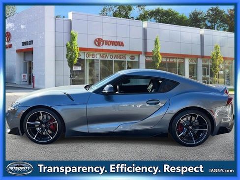 Used 2020 Toyota Supra Premium w/ Driver Assist Package image 7