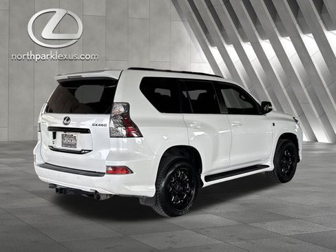 Used 2020 Lexus GX 460 Premium w/ Premium Package AWD/4WD image 6