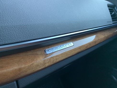 Certified 2022 Audi Q5 2.0T Premium w/ Convenience Package image 16