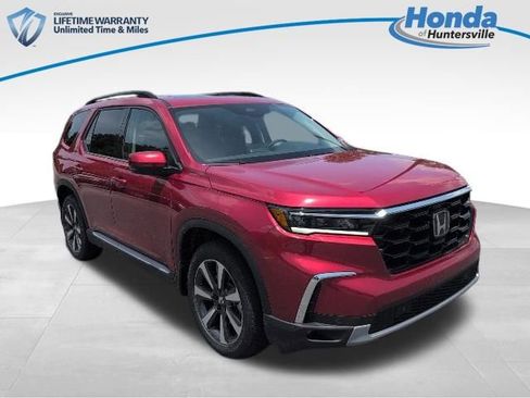New 2025 Honda Pilot TrailSport image 1