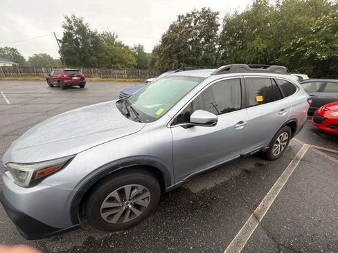 Used 2021 Subaru Outback Premium AWD/4WD image 10