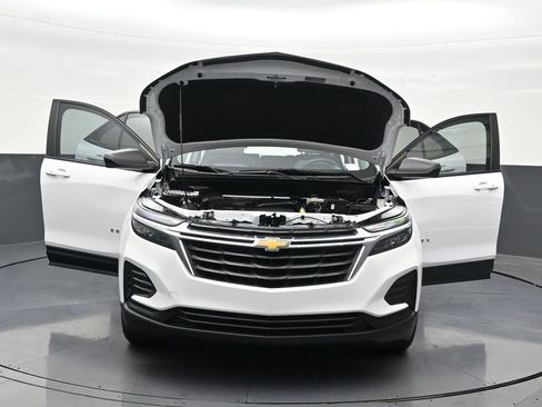Used 2023 Chevrolet Equinox LS FWD image 41
