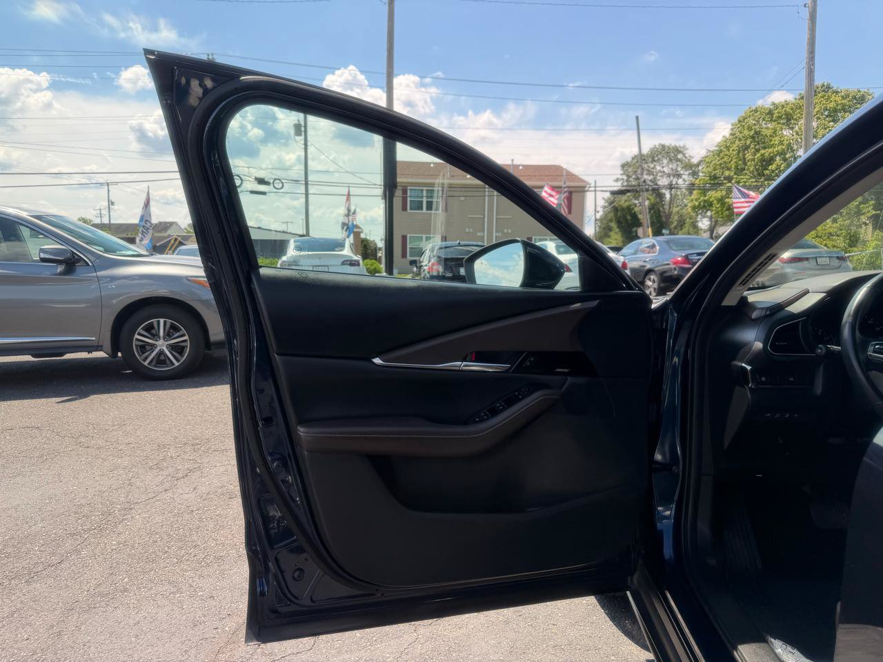 Used 2020 MAZDA CX-30 AWD w/ Premium Package image 9