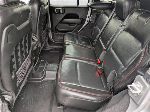 Used 2021 Jeep Wrangler Unlimited Rubicon AWD/4WD image 17