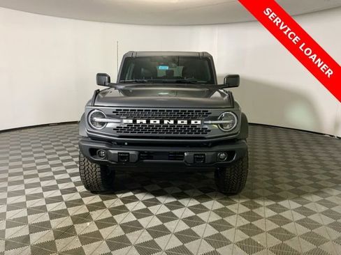 New 2025 Ford Bronco Badlands w/ Sasquatch Package AWD/4WD image 2