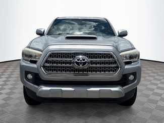 Used 2016 Toyota Tacoma TRD Sport w/ Premium & Technology Package RWD video 2