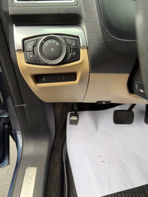 Used 2017 Ford Explorer Limited AWD/4WD image 15