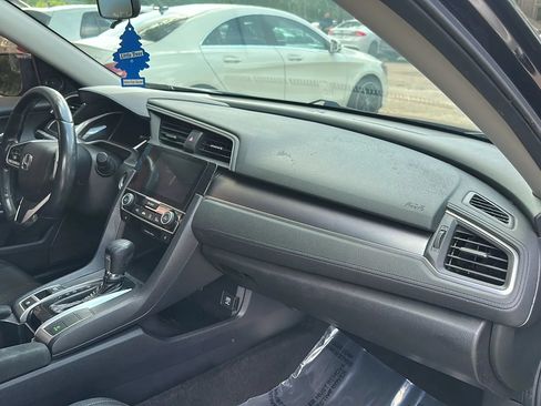 Used 2018 Honda Civic EX-T image 21