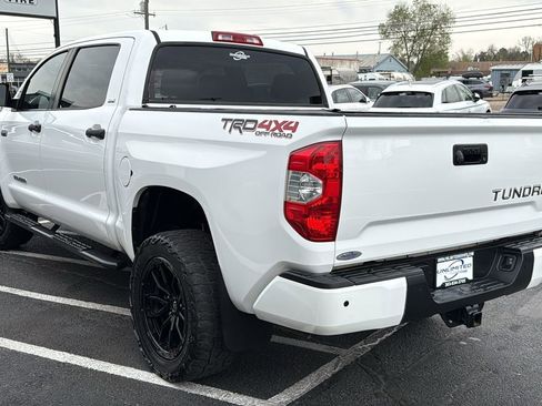 Used 2019 Toyota Tundra SR5 w/ TRD Off Road Package image 5
