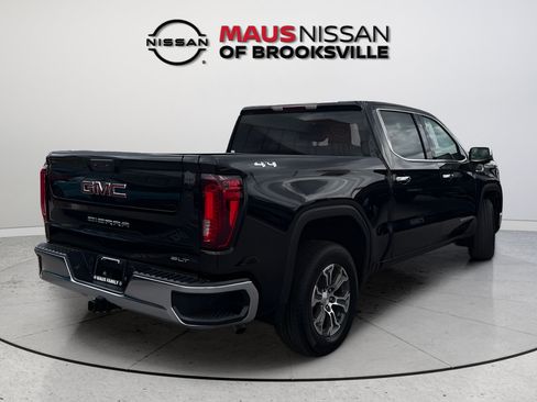 Used 2026 GMC Sierra 1500 SLT AWD/4WD image 8