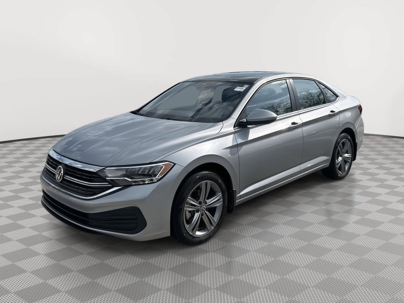 Used 2024 Volkswagen Jetta SE w/ Panoramic Sunroof Package FWD image 4
