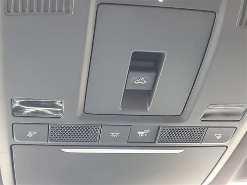 New 2025 MAZDA CX-5 Signature image 30