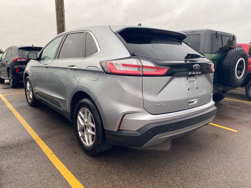 Used 2024 Ford Edge SEL AWD/4WD image 13
