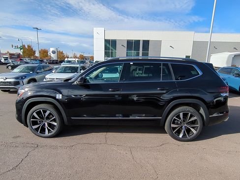 New 2026 Volkswagen Atlas SEL Premium R-Line AWD/4WD image 9