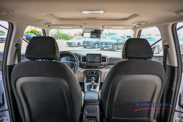 Certified 2025 Hyundai Venue SEL FWD image 16