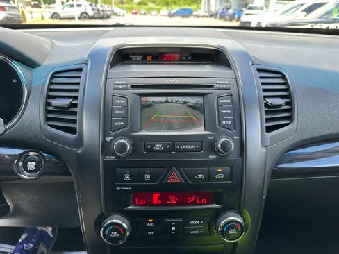 Used 2012 Kia Sorento EX AWD/4WD image 30