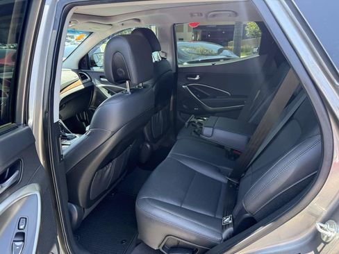 Used 2018 Hyundai Santa Fe Sport FWD image 21