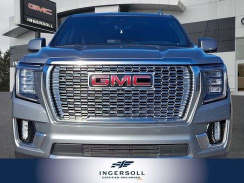 Used 2024 GMC Yukon Denali w/ Advanced Technology Package image 3