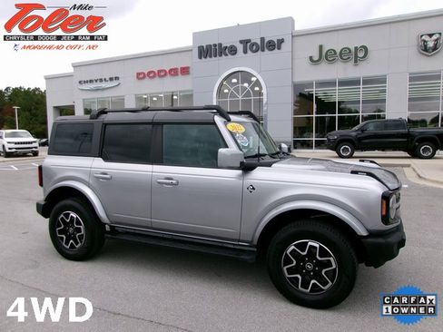 Used 2022 Ford Bronco Outer Banks image 1