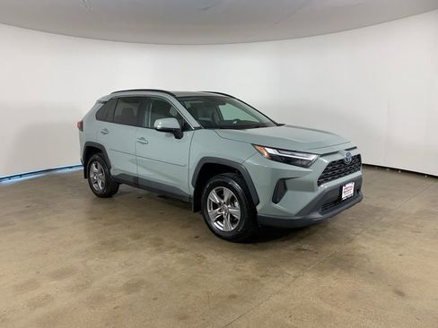 Used 2023 Toyota RAV4 XLE w/ Convenience Package AWD/4WD image 5