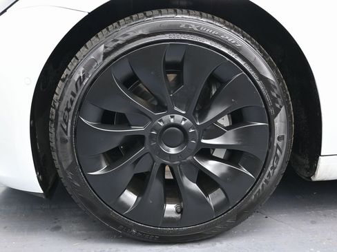 Used 2022 Tesla Model 3 Long Range image 10