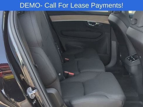 Used 2026 Volvo XC90 B6 Plus w/ Protection Package Premier AWD/4WD image 19