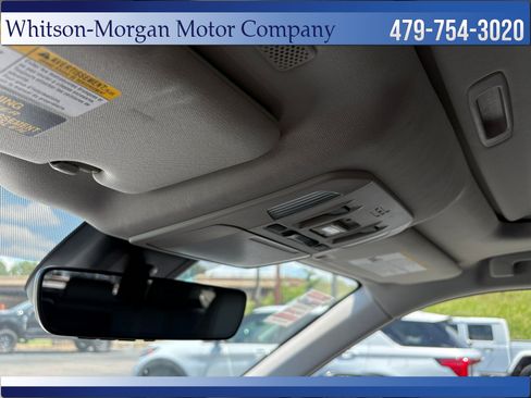 Used 2022 Toyota Highlander XLE AWD/4WD image 34