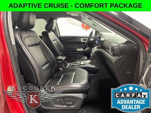Used 2020 Ford Explorer XLT w/ Equipment Group 202A AWD/4WD image 22