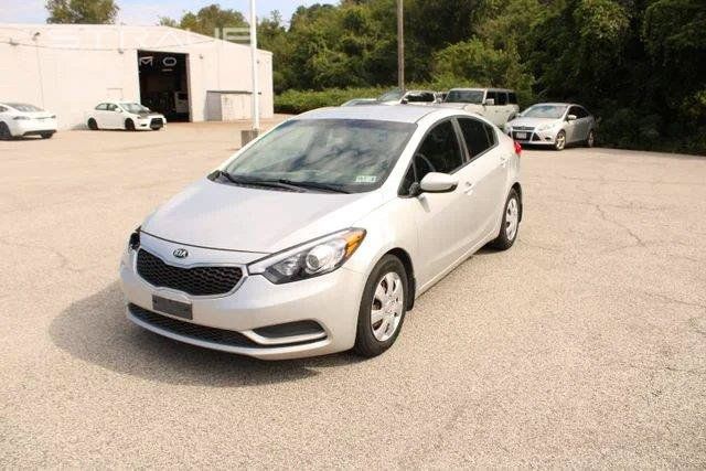 Used 2016 Kia Forte LX FWD image 1