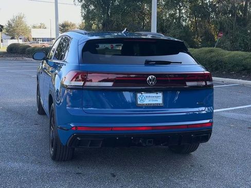 New 2025 Volkswagen Atlas Cross Sport SEL R-Line image 7