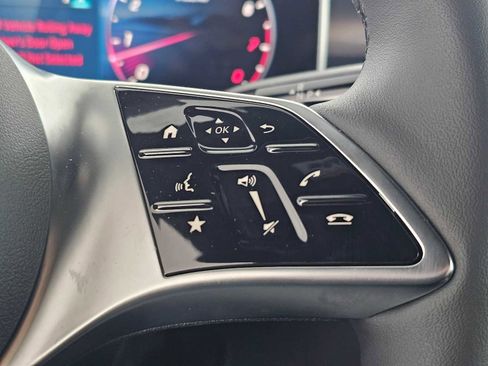 New 2026 Mercedes-Benz GLC 300 4MATIC image 28