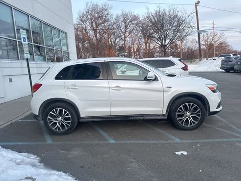 Used 2016 Mitsubishi Outlander Sport ES image 8
