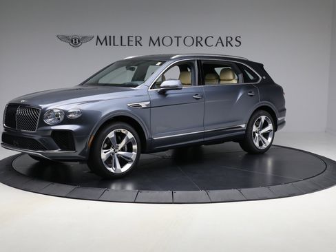 New 2025 Bentley Bentayga Extended Wheelbase image 2