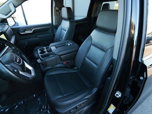 Used 2025 GMC Sierra 1500 SLT image 25