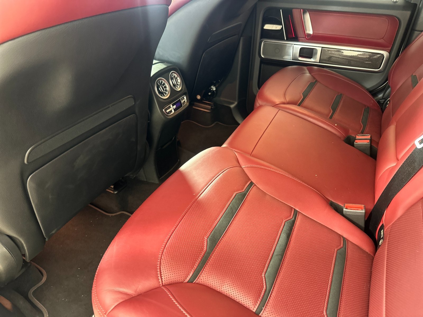 Used 2021 Mercedes-Benz G 63 AMG 4MATIC w/ AMG Night Package Plus image 12