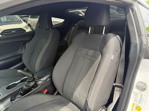 Used 2019 Ford Mustang GT w/ Equipment Group 301A RWD image 16