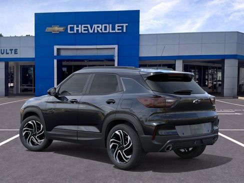 New 2026 Chevrolet TrailBlazer RS w/ Convenience Package FWD image 3