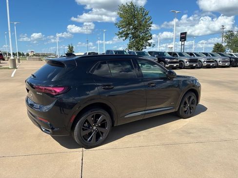 Used 2025 Buick Envision Sport Touring AWD/4WD image 4
