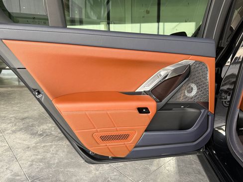 Used 2024 BMW 760i xDrive image 30