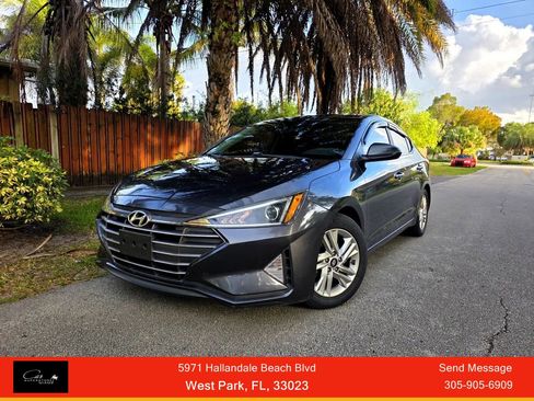 Used 2020 Hyundai Elantra SEL image 1