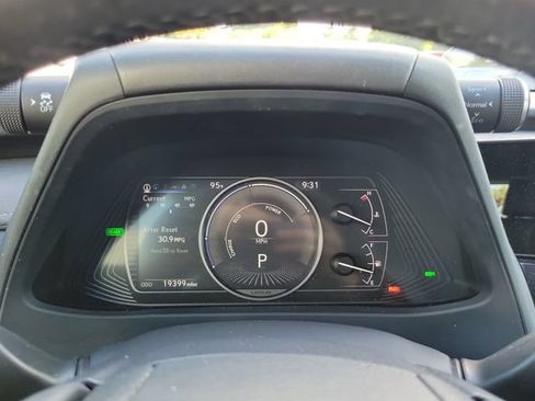 Used 2023 Lexus UX 250h FWD w/ Accessory Package (Z1) image 21