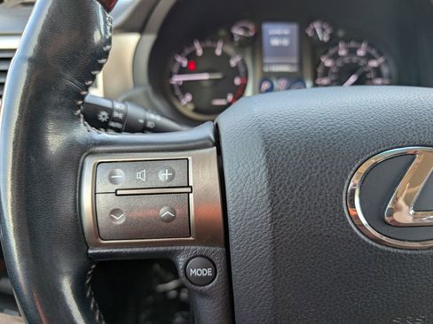 Used 2013 Lexus GX 460 image 27