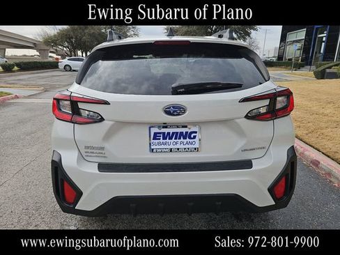 Used 2024 Subaru Crosstrek 2.0i Premium w/ Crosstrek Mirror Package image 4