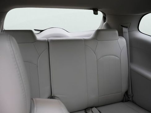 Used 2016 Buick Enclave Leather AWD/4WD image 14