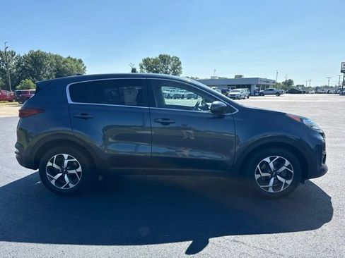 Used 2022 Kia Sportage LX FWD image 6